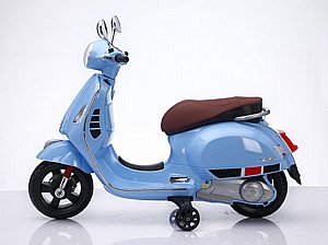 אופנוע ממונע 12V וספה וינטג' בגוון תכלת, סדרת רטרו Retro Line אופנוע ממונע 12V וספה וינטג' בגוון תכלת, סדרת רטרו Retro Line